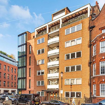 Modern Knightsbridge Apartment With Balcony Overlooking Harrods Prime Location London Bagian luar foto
