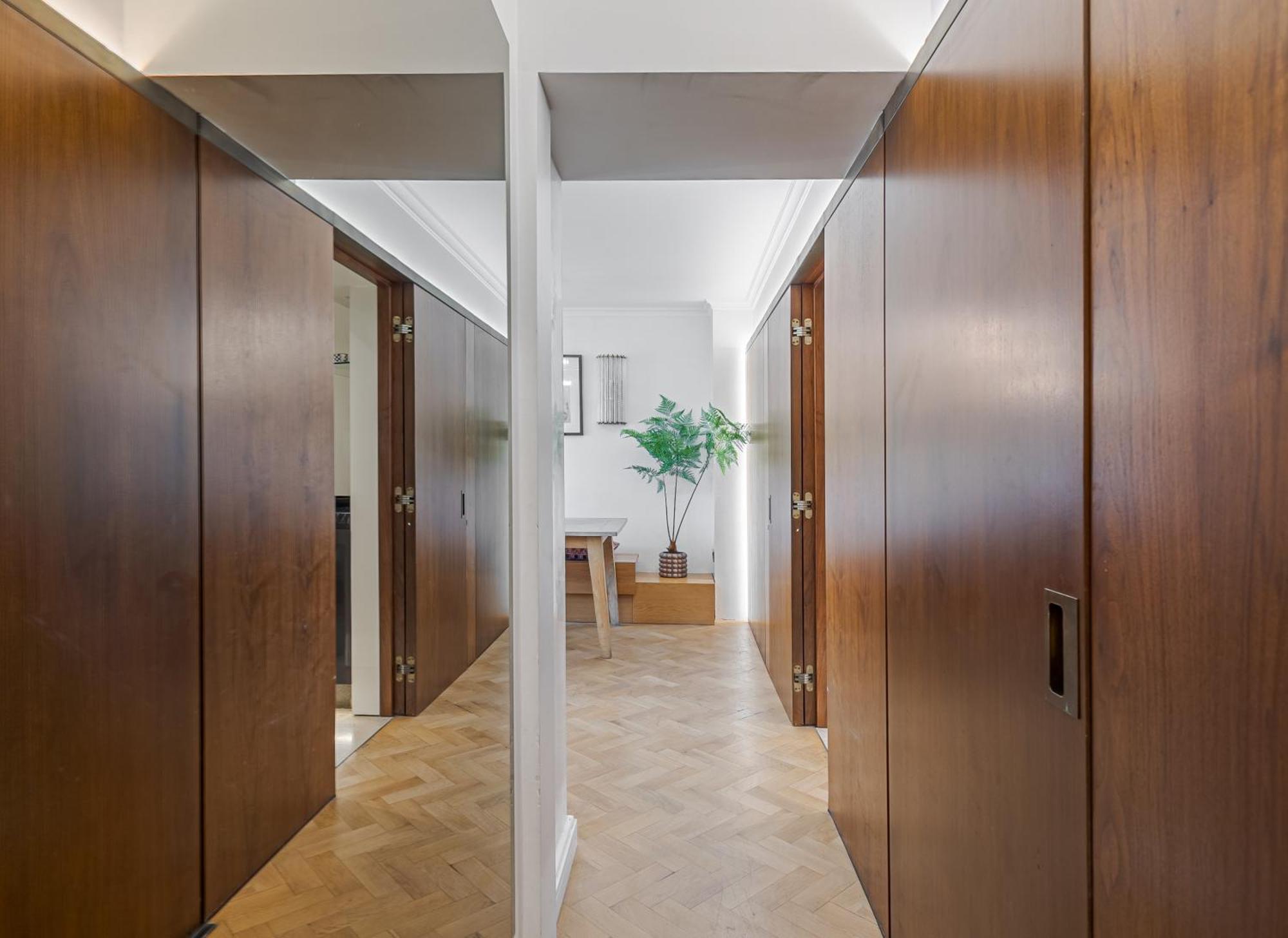 Modern Knightsbridge Apartment With Balcony Overlooking Harrods Prime Location London Bagian luar foto
