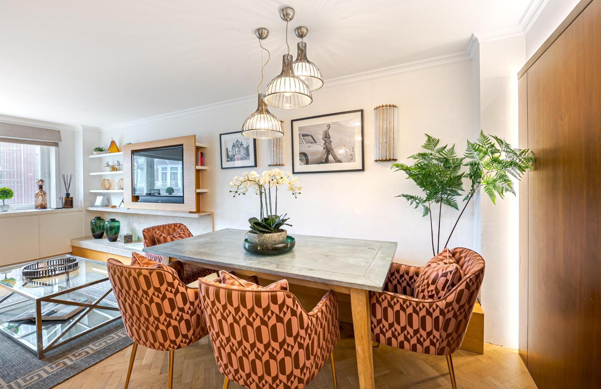 Modern Knightsbridge Apartment With Balcony Overlooking Harrods Prime Location London Bagian luar foto